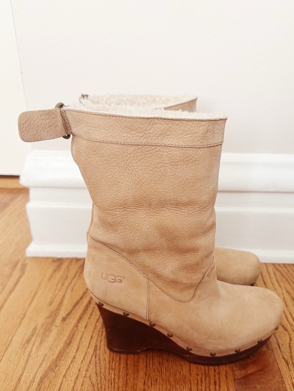 UGG Lynnea Tan Suede Wedge Boots with Shearling lining